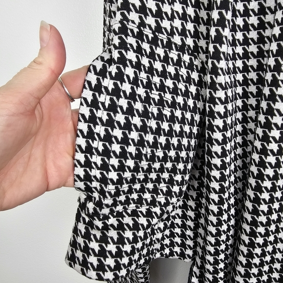 CAbi #3904 Black & White Houndstooth Knit Jacket Blazer Waterfall Open Shawl - Picture 7 of 9